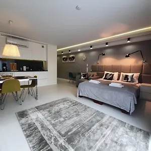 łazarza 13 Apartament